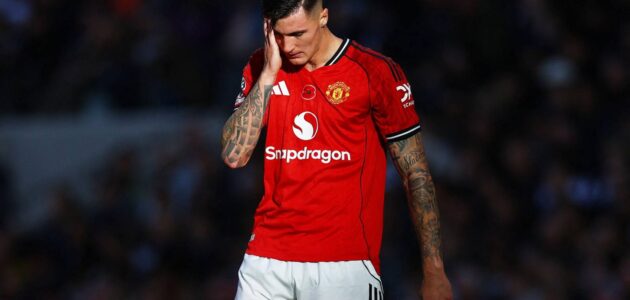 مانشستر يونايتد يجري محادثات “متقدمة” للتعاقد مع نجم الدوري الإنجليزي ذو الأموال الكبيرة