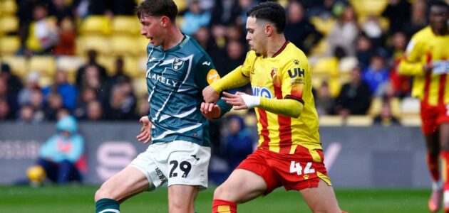 أكمل مانشستر يونايتد مهمته الكشفية في السباق للتعاقد مع نجم واتفورد عثمان ماما