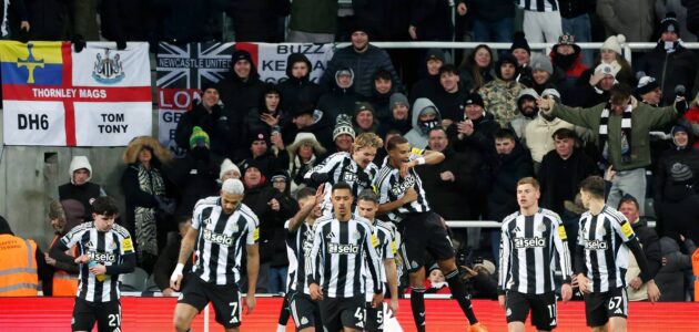 يجب على هاو إسقاط نيوكاسل بالتخبط الذي أهدر الكرة 20 مرة أمام بالاس